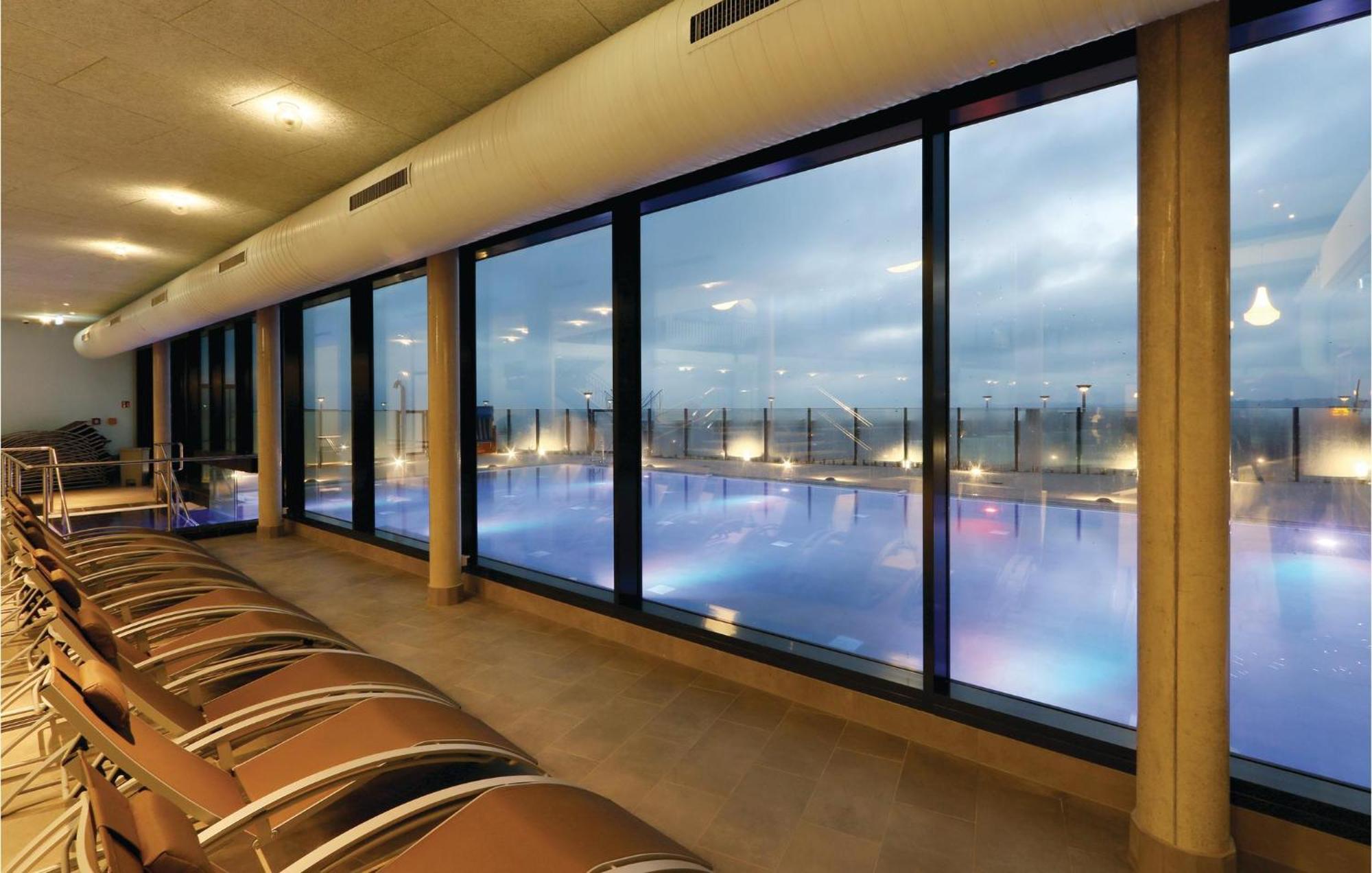 Amazing Apartment In Luebeck Travemuende With Sauna Bagian luar foto