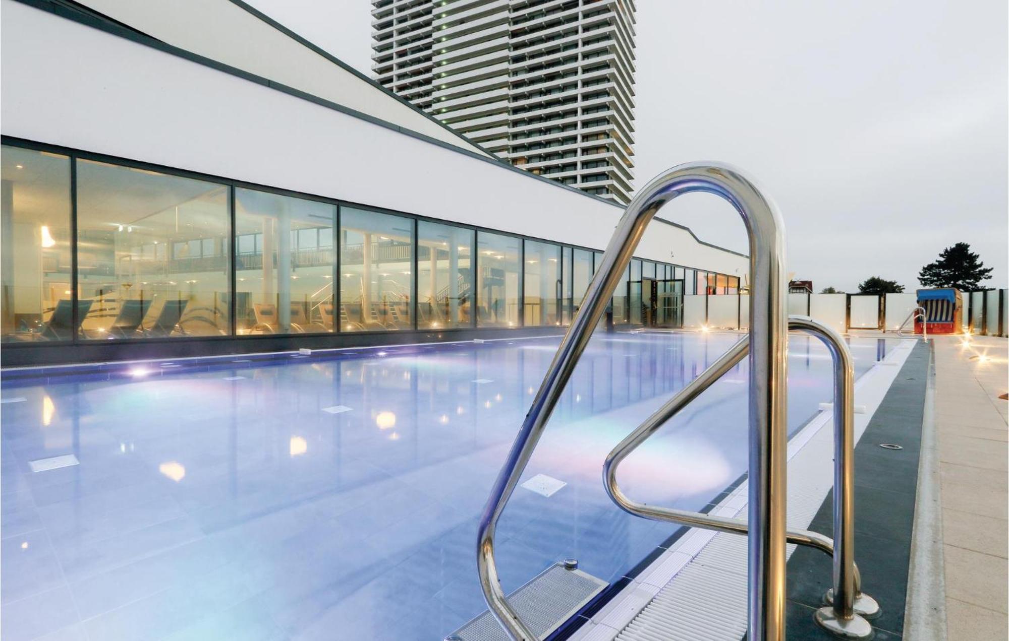Amazing Apartment In Luebeck Travemuende With Sauna Bagian luar foto